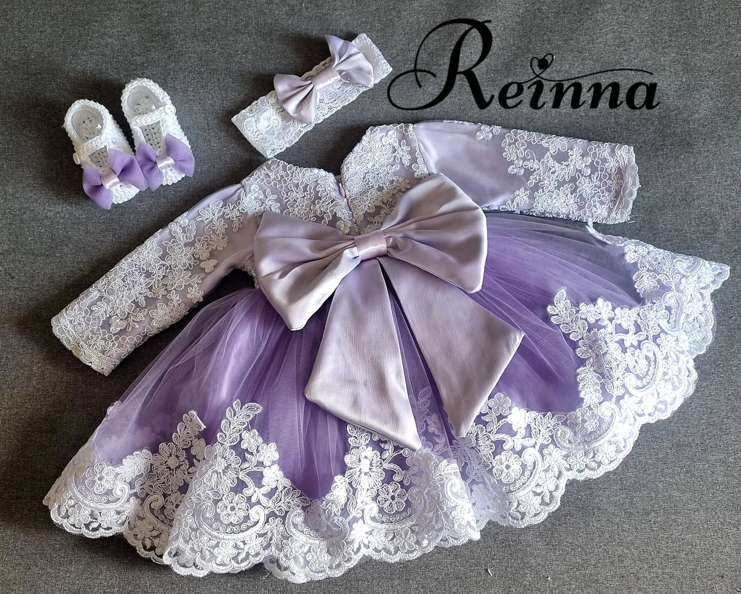 Rochie eleganta botez, cu dantelă