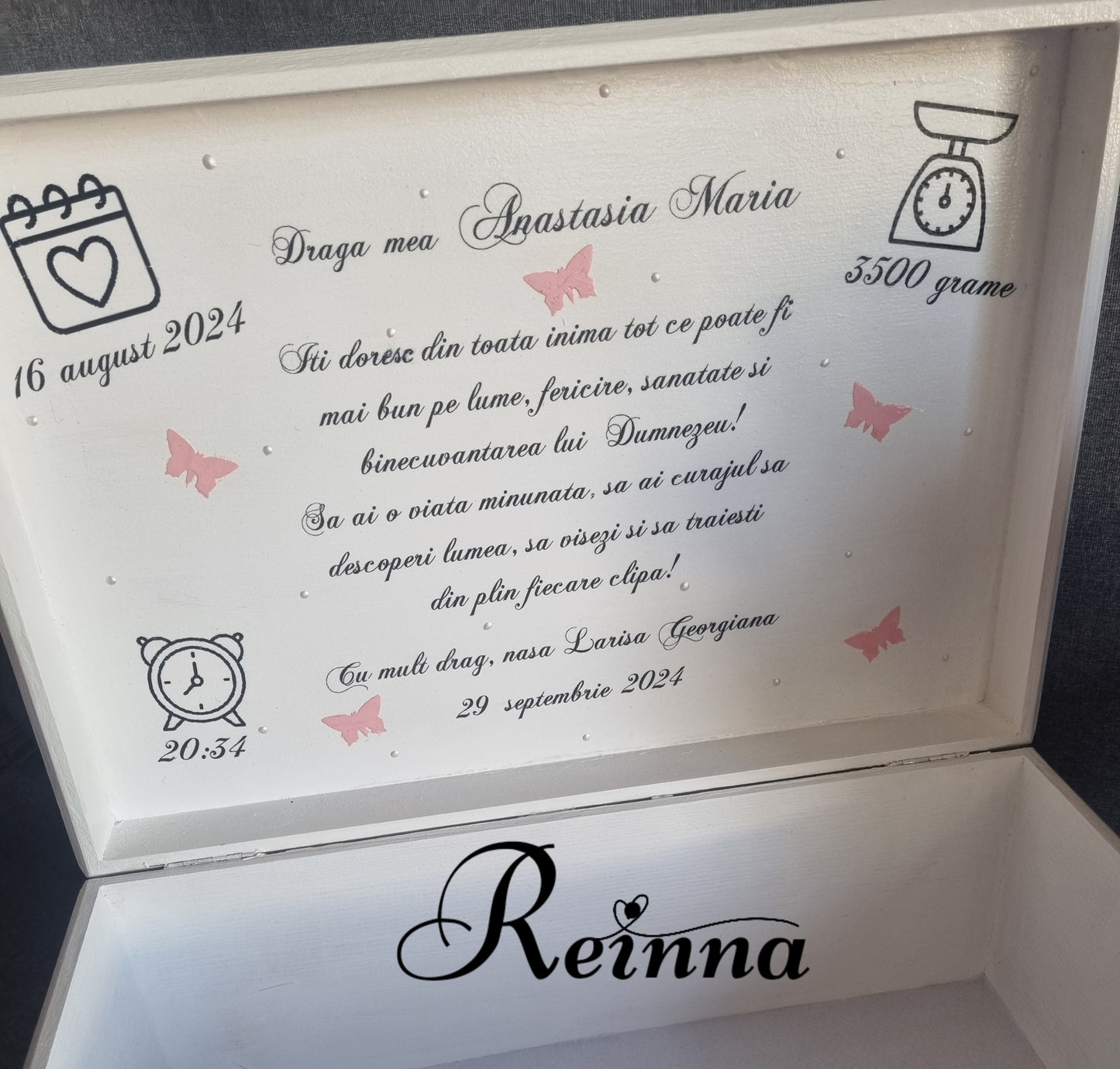 Trusou botez Minnie Roz