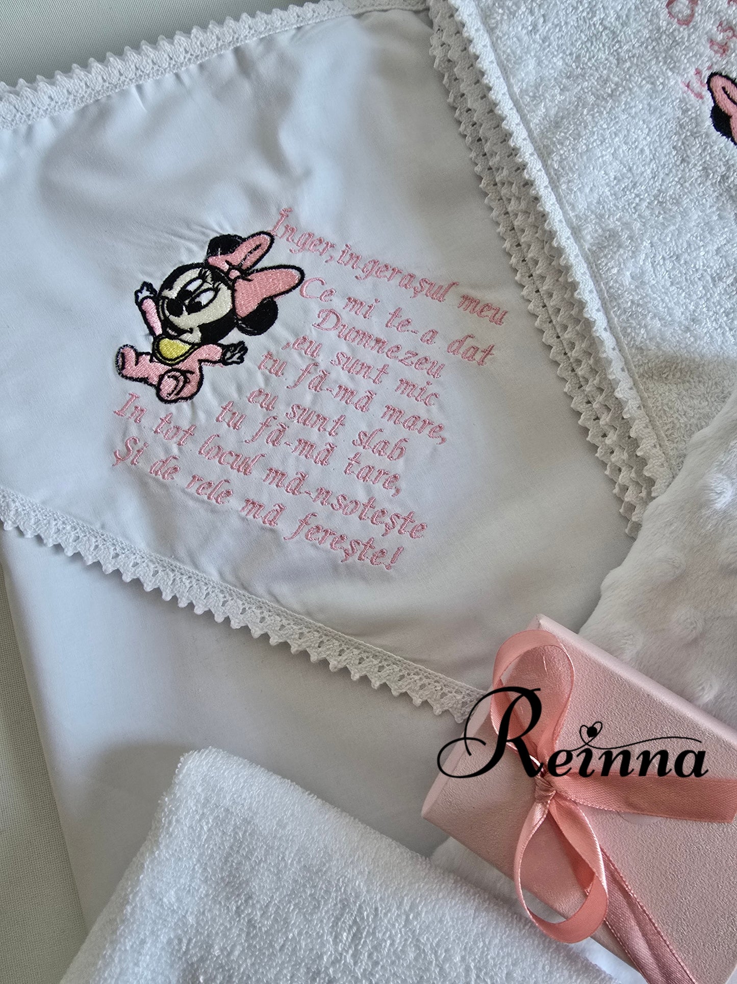 Trusou botez Minnie