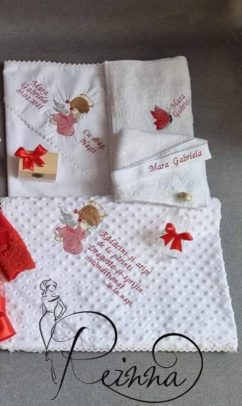 Trusou Botez cu palton de Iarna