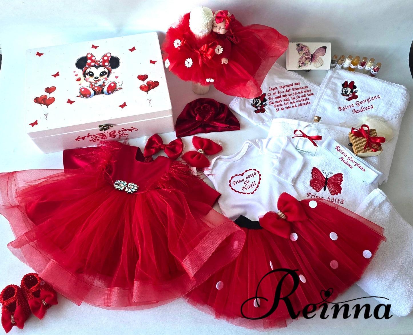 Trusou complet botez si set Prima băiță cu Nașii Minnie